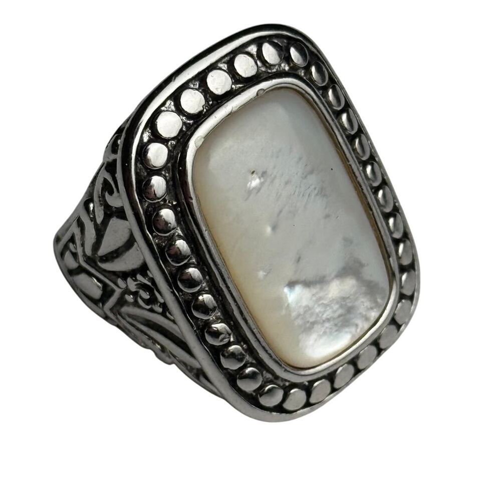 Premier Designs Genuine Mother Of Pearl Silver Tone Filigree Statement Ring